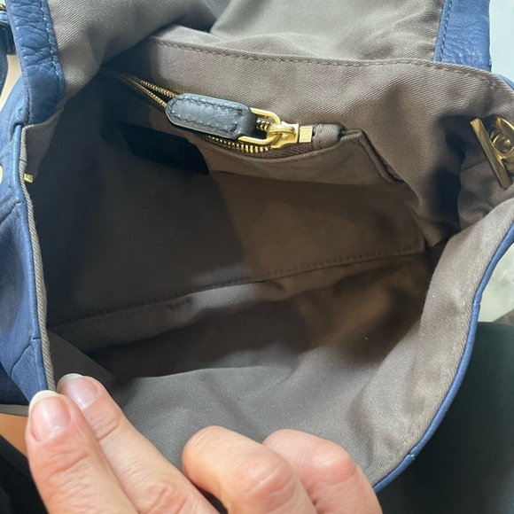 J Crew Margate Blue Leather Crossbody Bag - Picture 11 of 12